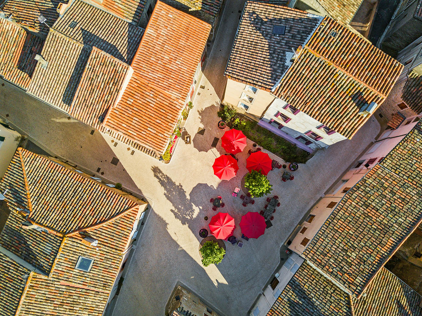 assignan village castigno
