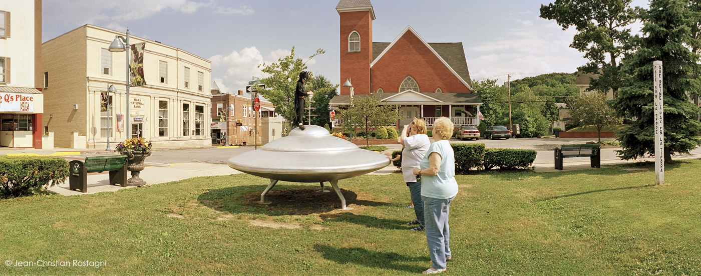 WelcomeToMars_1400px_C